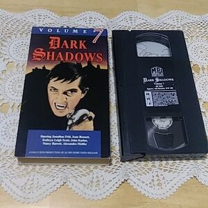Dark Shadows Volume 7 VHS - Vampires, werewolves, horror, suspense